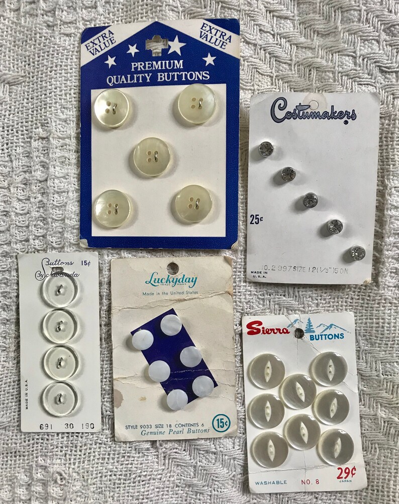 16 x Vintage Button Sets New and Complete