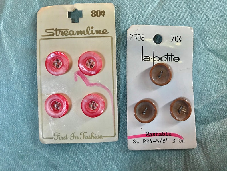 16 x Vintage Button Sets New and Complete