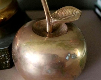 Vintage Brass Apple Bell Set: Mid-Century Cottagecore Decor