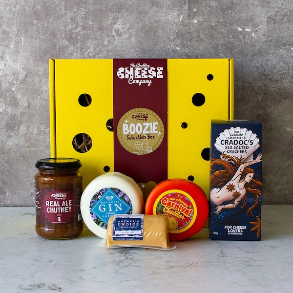 Boozie Cheese Gift Box | Alcohol Inspired Cheese, Chutney & Crackers | Delicious Gifts | Foodie Gifts for Her | Cheese Gift Hamper