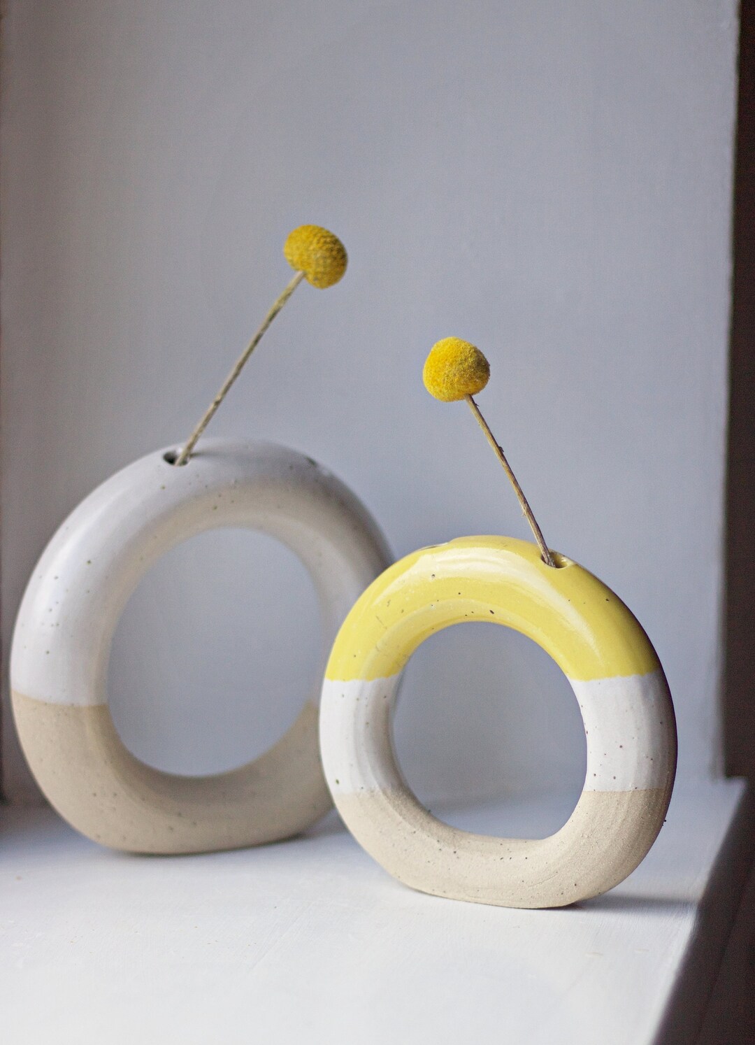 Handmade Ceramic Doughnut Vase/hand Thrown Stoneware Pottery/dry Flower