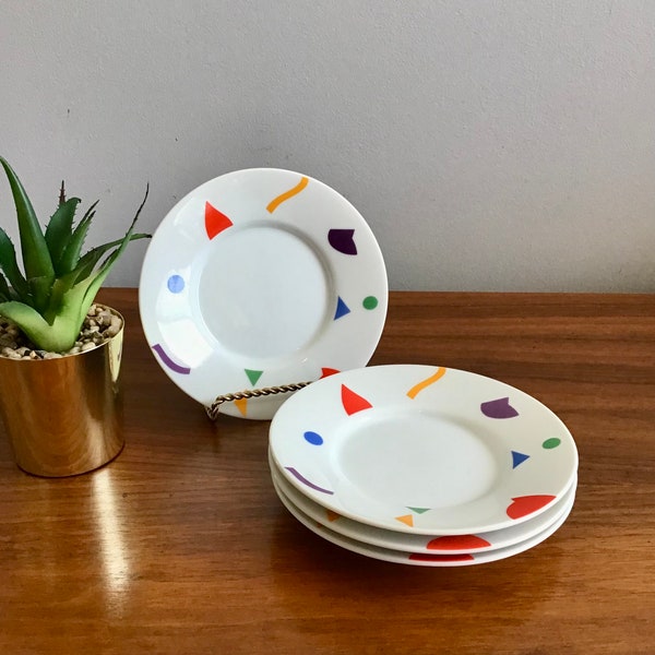 Vintage Jack Prince for Toscany Trylon Saucers, Set of 4, 1980s Post Modern Saucers, Japanese Porcelain, Memphis Style Saucers