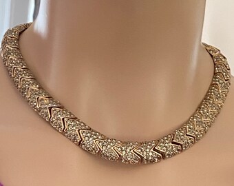 CINER Necklace Choker Smoky Grey Rhinestones Pave and Goldtone. Unusual! Excellent Condition Signed Circa 1970s Chevron Pattern