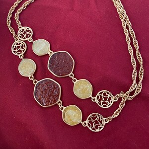 Sarah Coventry necklace - 1974 -Taste of Honey Collection - Near Mint- 38  inches