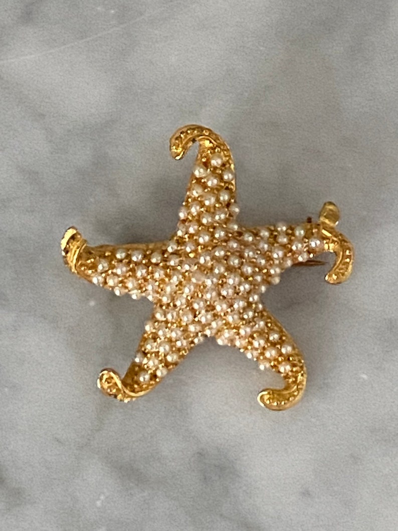 KRAMER buy starfish brooch. RARE Amazing vintage condition Near mint c 1960s