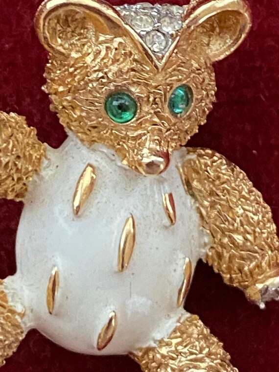 Trifari teddy bear brooch Vintage