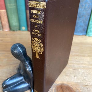 Pride and Prejudice - Jane Austen - Collins’ Clear-type Press, c1930 - classic, vintage cloth bound edition -  illustrated - slip case
