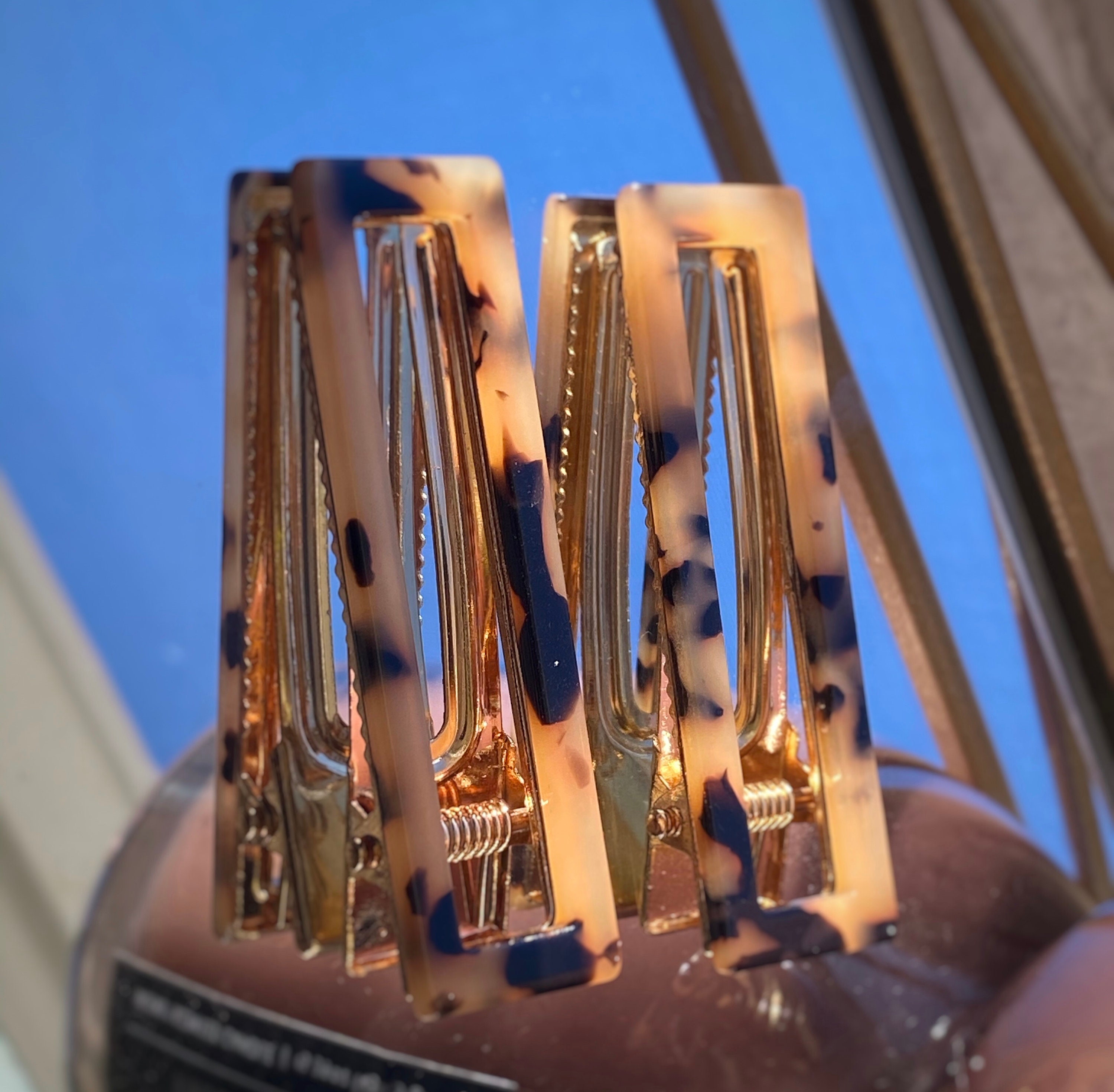 Stylish Hair Clips 4 Pieces Two White Tortoiseshell Acetate Clips With