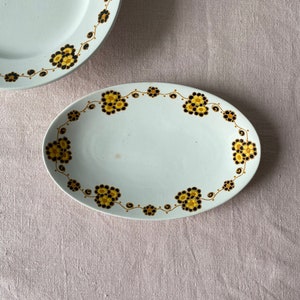 Antique earthenware dish from Boch brothers La Louvière