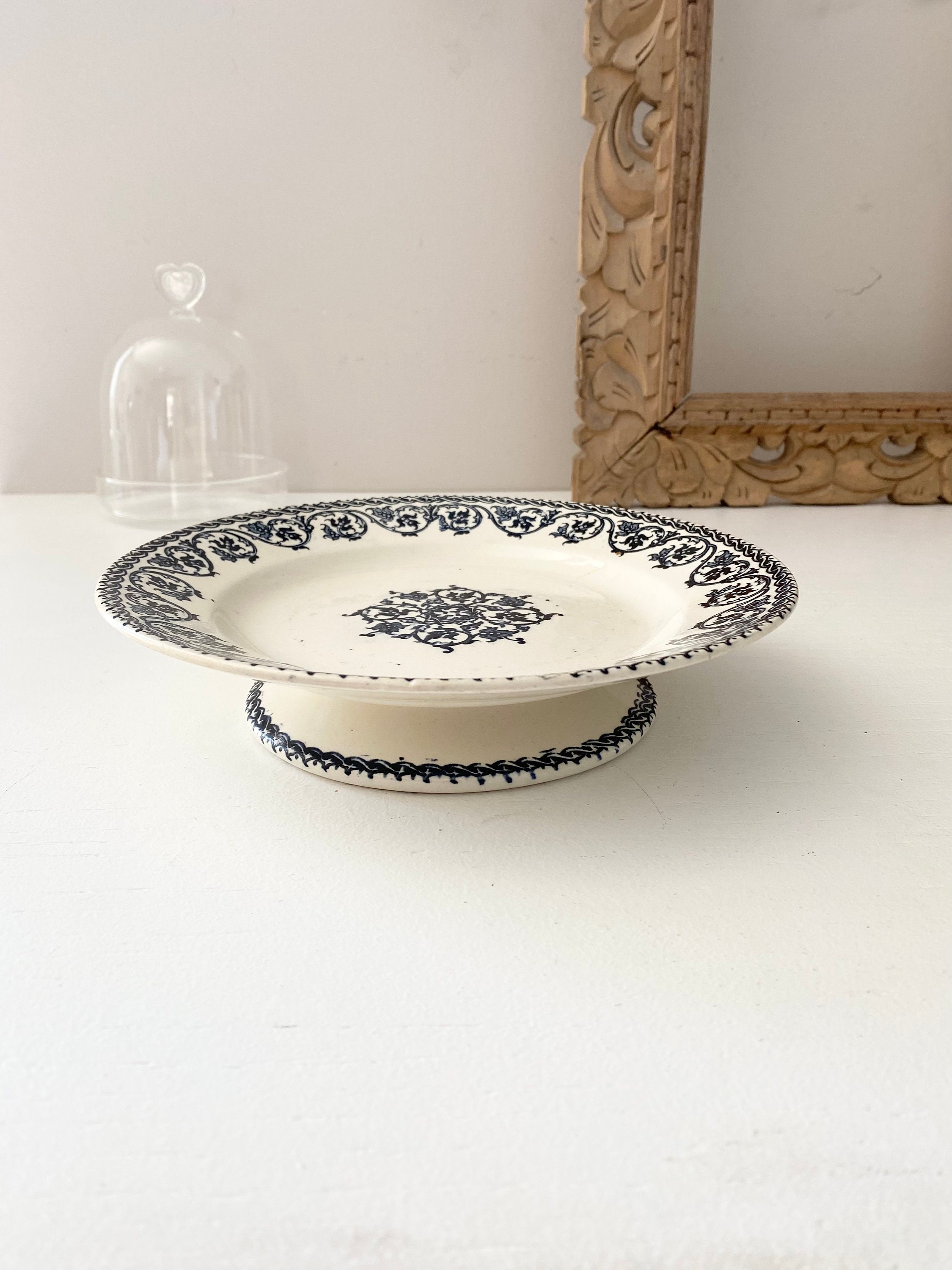 Assiette à Piédouche en Terre de Fer - Hb&cie Modèle Brienne