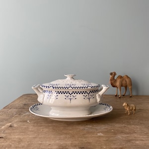 Old Creil and Montereau sauce boat