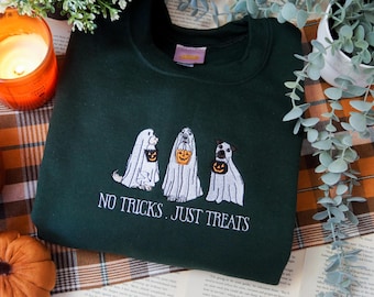 No Tricks Just Treats Ghost Dogs Halloween Crewneck: Spooky Dog Lover Jumper