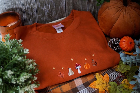Autumn Nature Icons Jumper: Cosy Woodland Sweatshirt