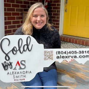 Sold Key sign for realtor, realtor key sold sign, closing gift for realtors, realtor photo prop, closing sign,realtor marketing