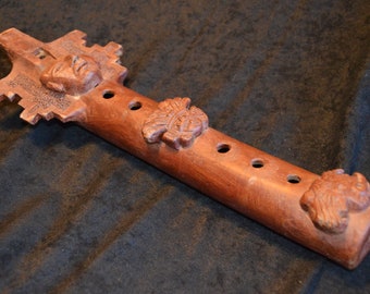 Spectacular Pre-Columbian Native American Clay Flute by the late Master Xavier Quijas Yxayotl