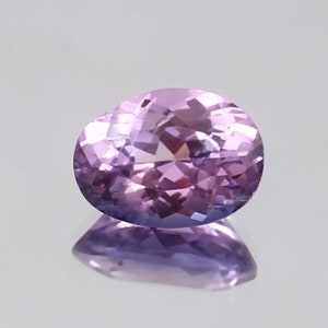 Saphir de Ceylan rose pourpre impeccable AAA en forme d'oeuf en vrac, taille de bague en saphir de qualité fine et fabrication de bijoux de 3,45 ct