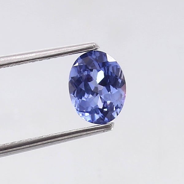 Pierre de taille ovale en vrac saphir bleu de Ceylan impeccable 8 x 6 mm / Bague en saphir calibré de haute qualité et haute joaillerie