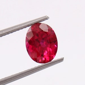 AAA Flawless Blood Red Mozambique Ruby Oval Loose Gemstone Cut, Fine Excellent Quality Ruby Ring And High Jewelry Making Gemstone 9x7 MM