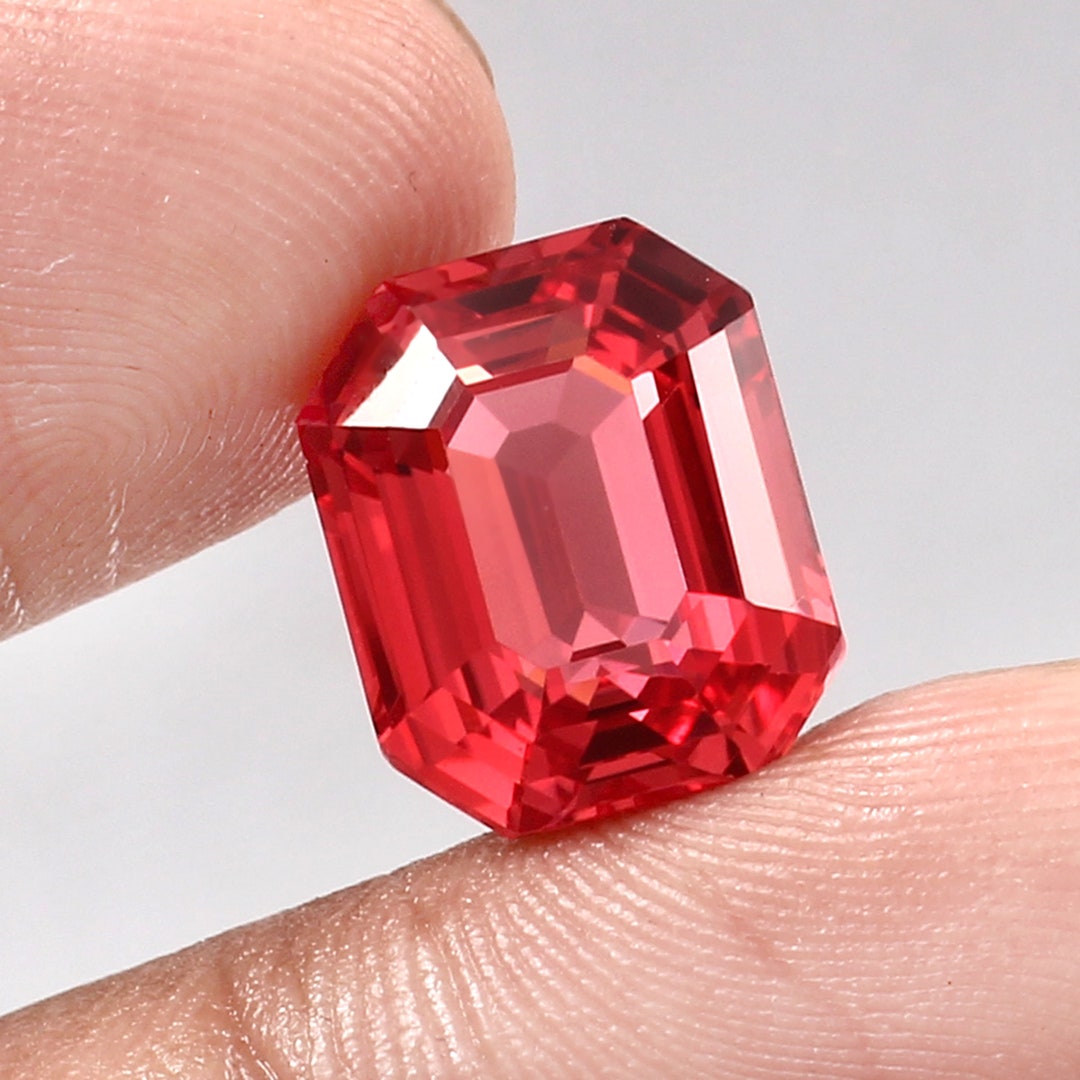 Saphir Padparadscha Synthétique (Verneuil) 12x10 Mm, Taille Coussin, 7.70 Carats - Neuf