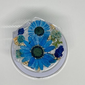 Floral cell phone grip -real pressed flowers- gold flakes-silver flakes - custom-unisex-phone holder-kindle holder - Magsafe