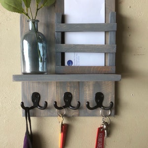 Letter and Key Holder Gray