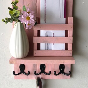 Letter and Key Holder Pink