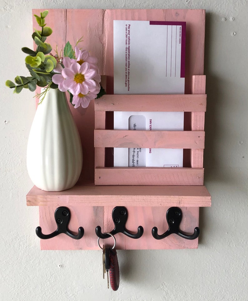 Letter and Key Holder Pink