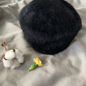 fuzzy hat black