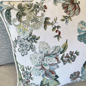 Decorative Designer Pillow | Traditional | Floral Design | Square 18&quot; x 18&quot;