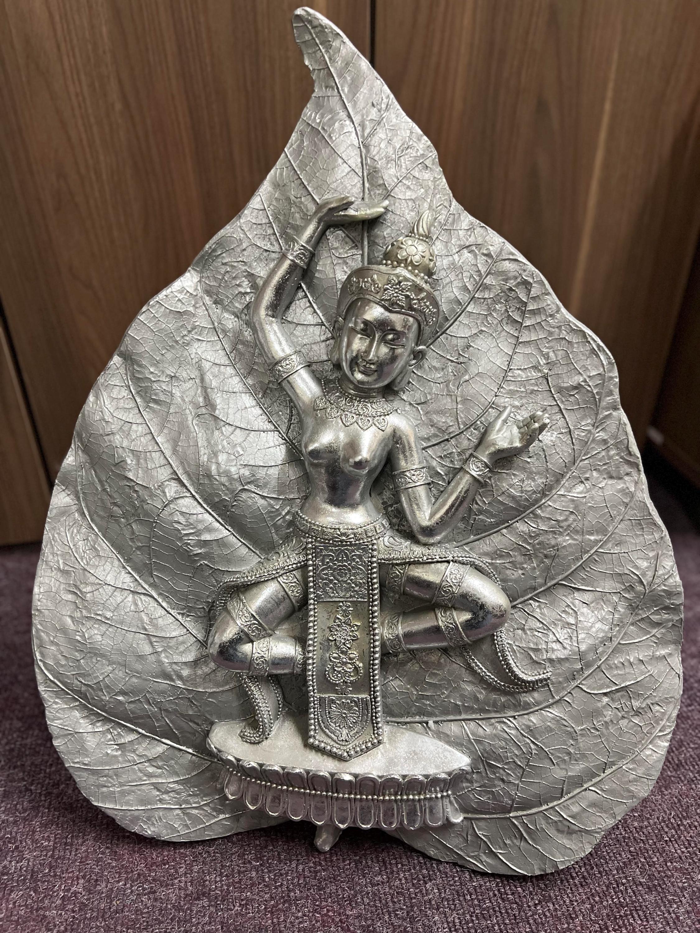 自立型または壁掛け型の銀箔仏像 - Etsy 日本