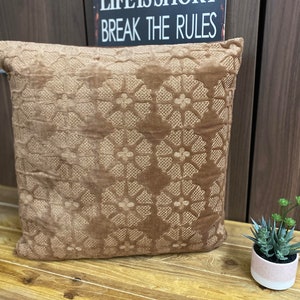 Beautiful Caramel Cushion 50 x 50 cm