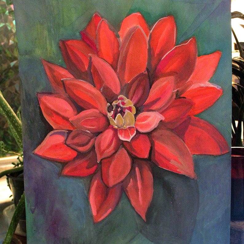 Puede incluir: Una pintura de acuarela de una flor roja con un centro amarillo. La flor est&aacute; pintada sobre un fondo verde.