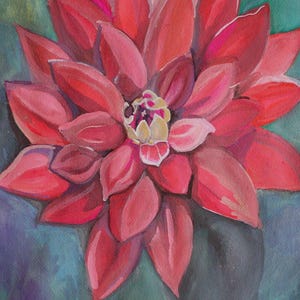 Puede incluir: Una pintura de acuarela de una flor roja con un centro amarillo. La flor est&aacute; pintada sobre un fondo azul y verde.