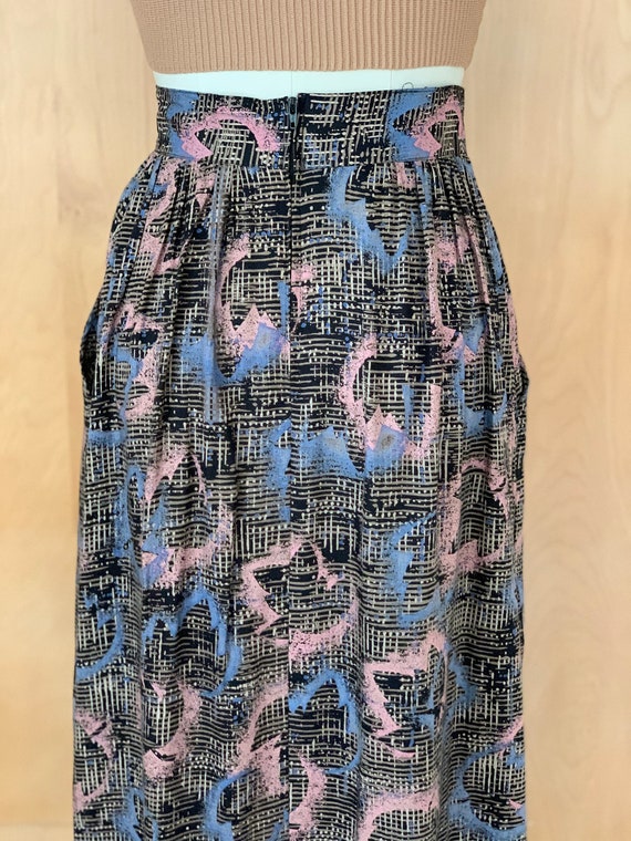 90s Abstract plaid leaf print midi skirt - image 6