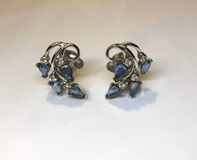 Vintage Kramer Blue and Clear Rhinestone Clip-on Earrings - Etsy
