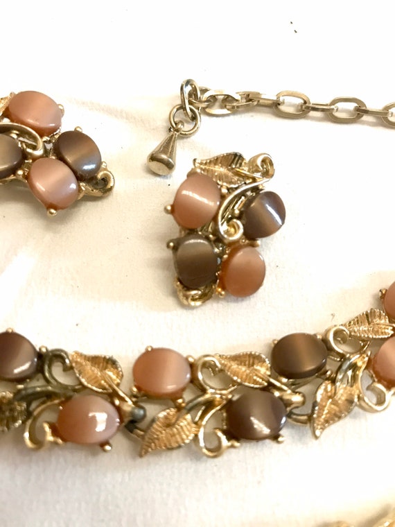 Vintage Peach and Brown Gold Tone Necklace, Bracel