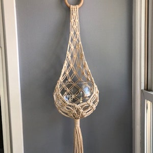 Macetero colgante de pared estilo bohemio de macramé