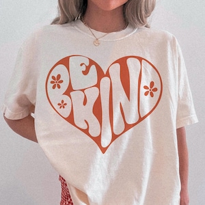 Be kind SVG PNG handbeschriftet | Boho svg | hippie svg | inspirierend svg | Freundlichkeit | svg für Tshirt | Retro-Shirt svg | gütiges Herz sein