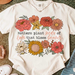 Retro bloemen mama citaat png, moeder png, she is mom png, mama sublimatie, mama dtf-overdracht, moederdag png, moedershirt png
