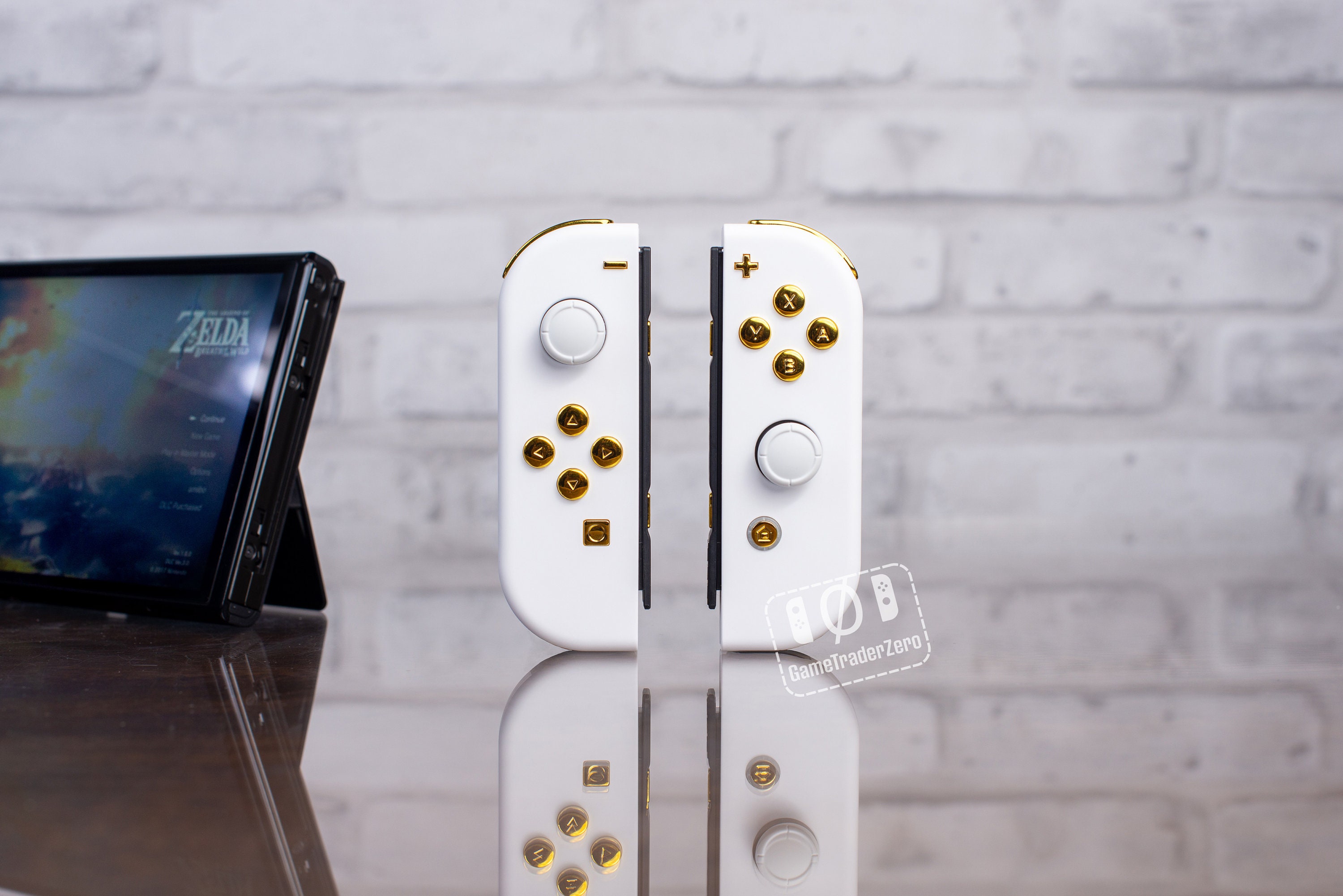 カスタムJoy-con　WHITE×GOLDメタリック il_fullxfull.3570436749_27f1.jpg