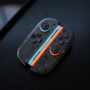 Switch 2用 スモークゴースト Joy-Con カスタム レトロ クリアエディション