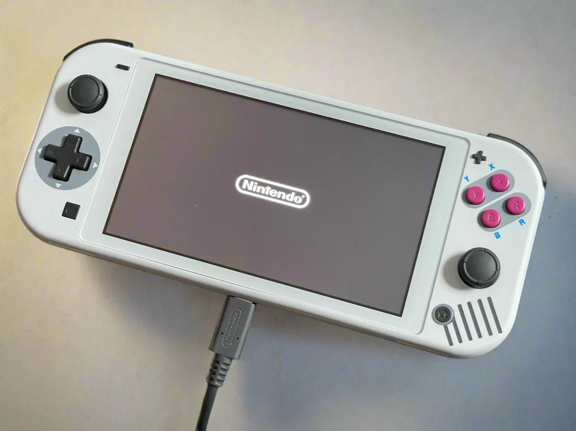 【カスタム品】Nintendo Switch Lite OLED 真っ黒」Switch Lite OLED改造 : r/SBCGaming