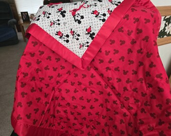Mickey baby quilt