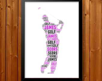 Pode incluir: Impressão emoldurada com uma silhueta de golfista composta pelas palavras "GOLF", "SCORE" e "JAMES" em rosa e preto. A imagem está em um fundo branco, em uma moldura preta e montada em uma parede de madeira.