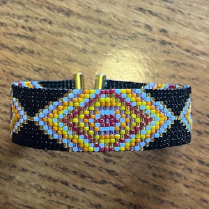 Bold and flashy loom bracelet. Instant PDF download. Miyuki delica 11/0 seedbead pattern.