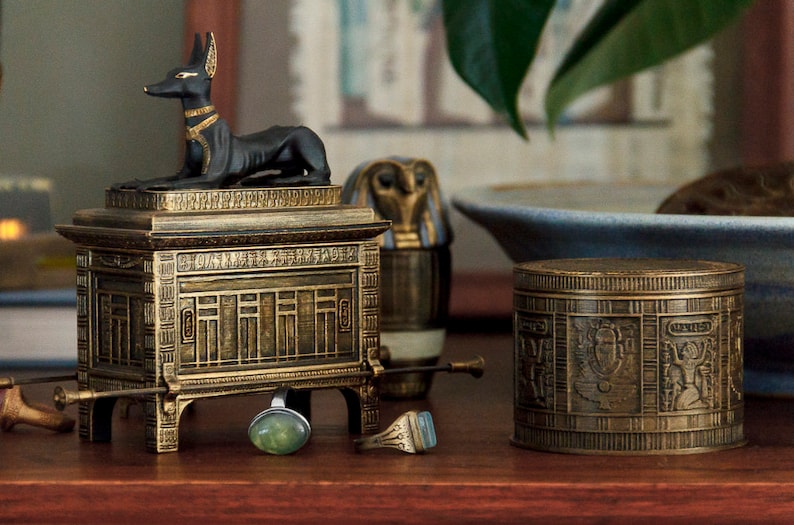 Egyptian Anubis Themed Trinket Box With Dog Statue. 3D Printable STL ...
