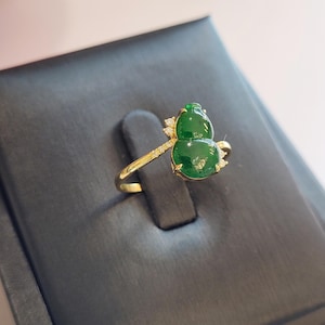 18k Yellow Gold Settings + Myanmar Grade A Jadeite Ring (Gourd Shaped) - JR142 (Gemstone, Natural Stone, Precious Stone)