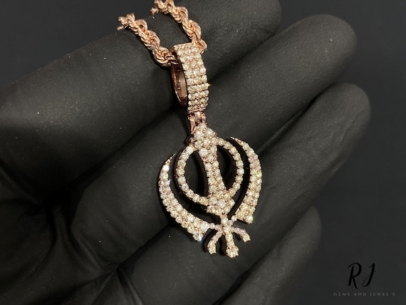 10k Gold 1/3 Carat T.W. Diamond Pendant Necklace