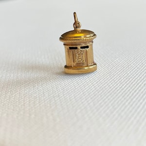 Vintage 9k gold hallmarked British Post Box charm, pendant, 375 solid gold, Mail box, letter box, gift