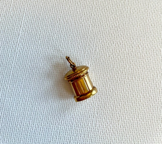 Vintage 9k gold hallmarked British Post Box charm… - image 6